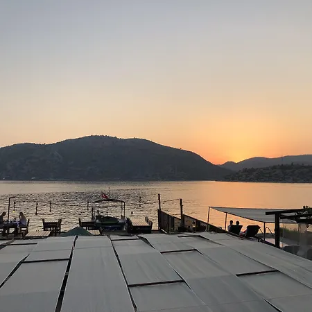 Ξενοδοχείο Veranda 3*