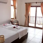 Hotel Veranda 3*