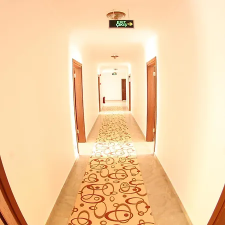 Hotel Veranda 3*