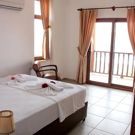 Hotel Veranda 3*