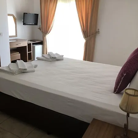 Veranda Hotel 3*